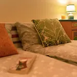 Apartment Seek And Hide - Little Emma's Hideaway *
