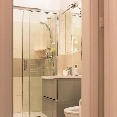 Seek And Hide - Little Emma's Hideaway Apartment Brasov
