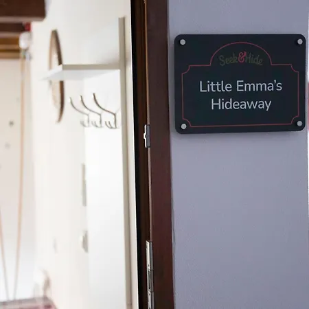 Seek And Hide - Little Emma's Hideaway Apartment Brasov