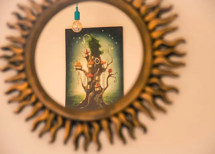 Seek And Hide - Little Emma's Hideaway * 布拉索夫