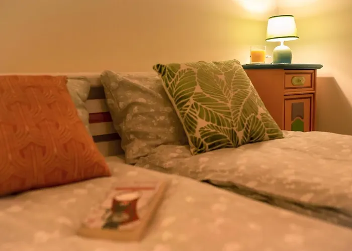 Daire Seek And Hide - Little Emma's Hideaway *