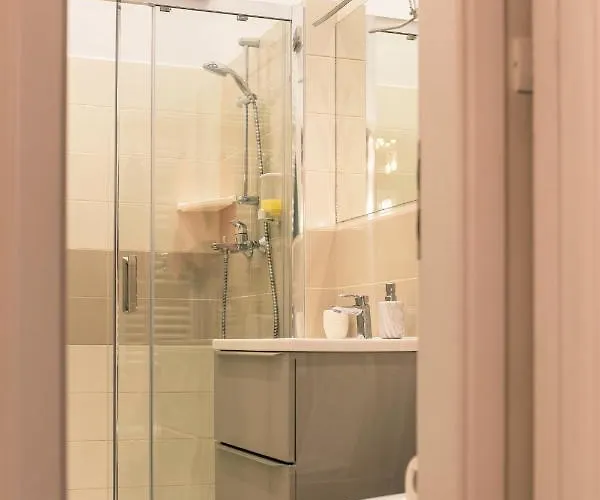 Seek And Hide - Little Emma's Hideaway Daire Braşov