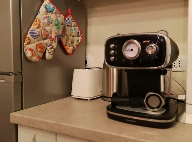 Daire Seek And Hide - Little Emma's Hideaway